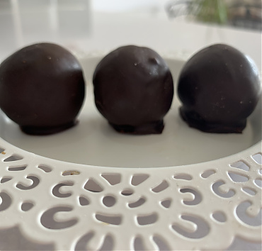 nyers-vegan zserbógolyó - 9 500Ft/kg