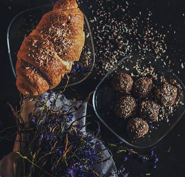 Buns - Lorem ipsum dolor sit amet, mel et lorem fastidii offendit, cum graecis feugait ad.